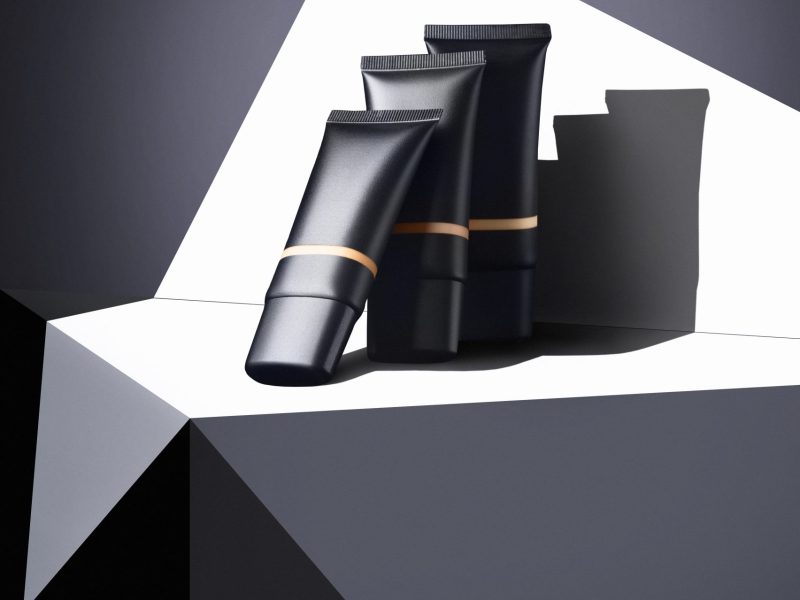 produit-de-maquillage-a-la-lumiere